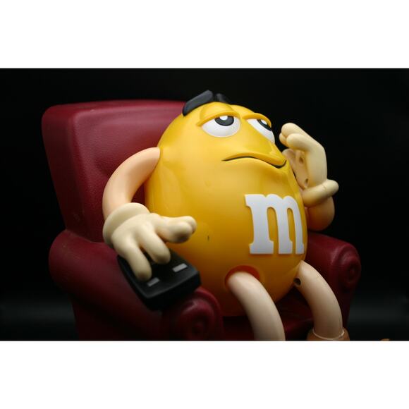 M&M's L-Z-Boy Recliner Candy Dispenser Limited Edition Collectible No Candy - Picture 13 of 14
